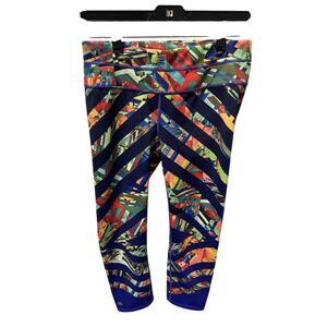 Athleta Kaleidoscope Sonar Women’s Capri Leggings – Size Small